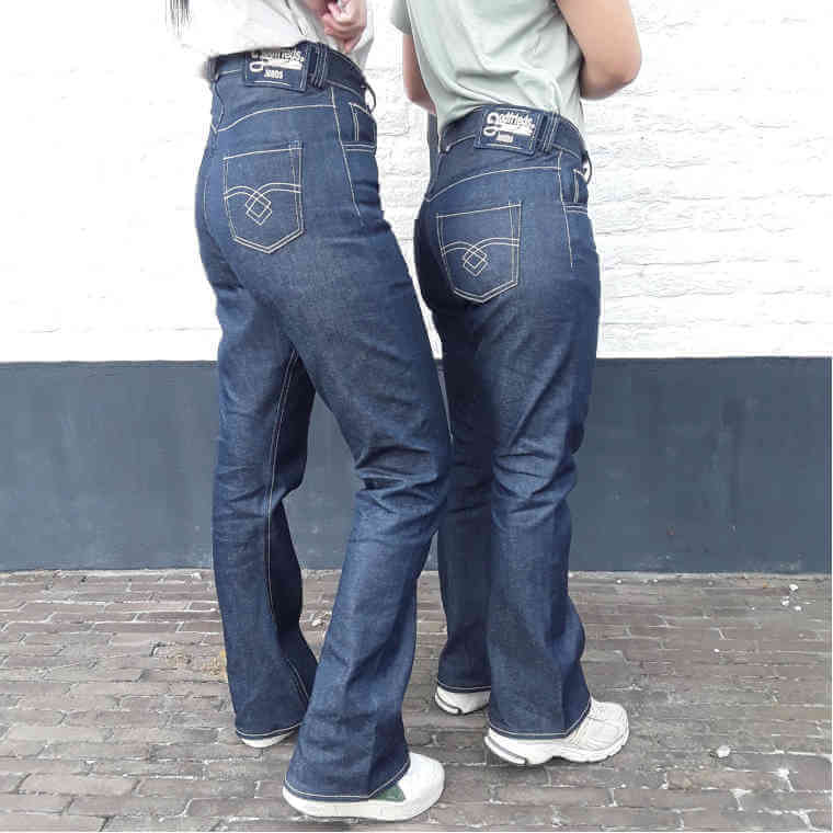 2 Bootcut godfrieds jeans gedragen dames